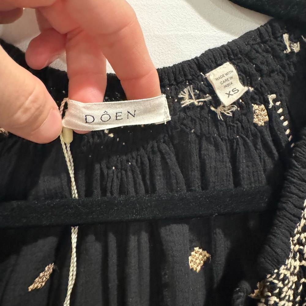 NWT Doen Valadon black embroidered top - Picture 6 of 10